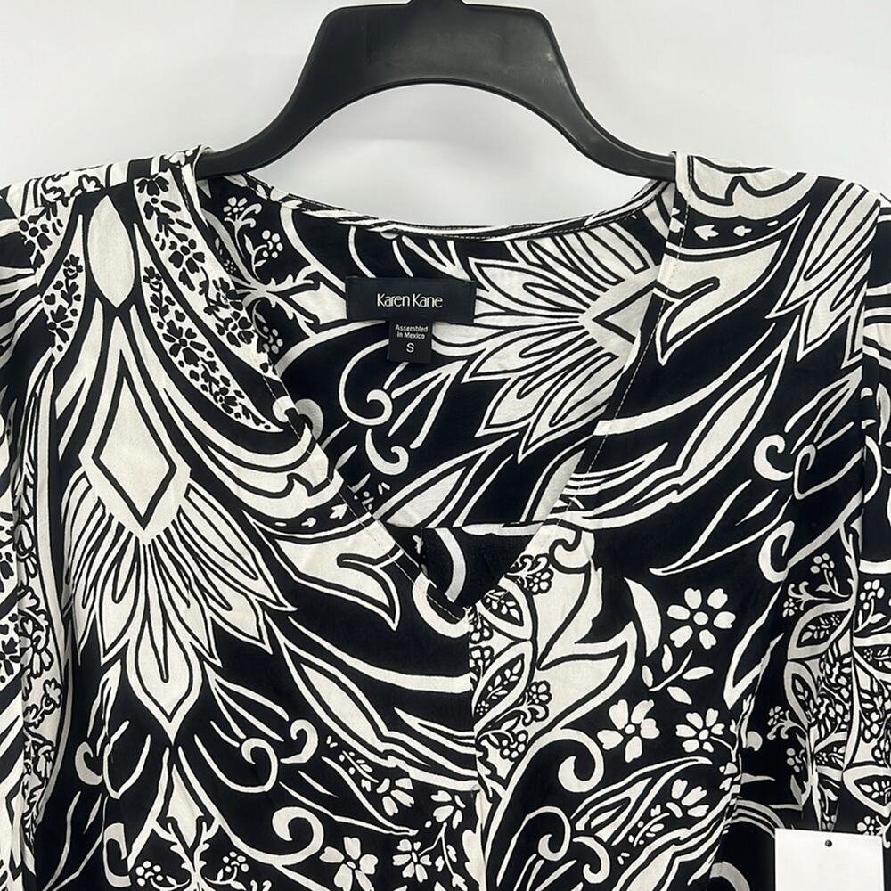 Karen Kane Women's Super Bloom Blouson Sleeve Top - Black/White - Small - NWT - Picture 2 of 9